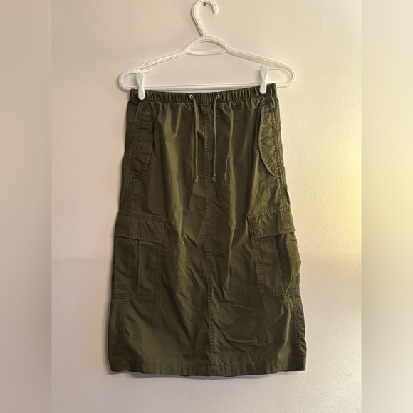 Aritzia TNA Squad Parachute midi cargo skirt - XS - Fatigue - Picture 3 of 5